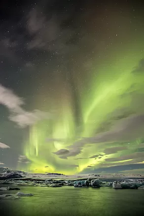 Northern lights at Jökulsarlón
