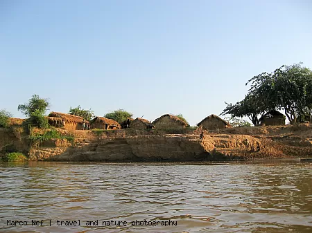 Eines der vielen Dörfer entlang des Tsiribihina